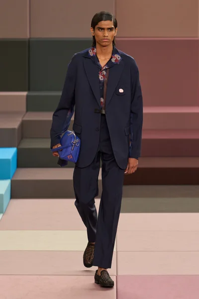 Look 68